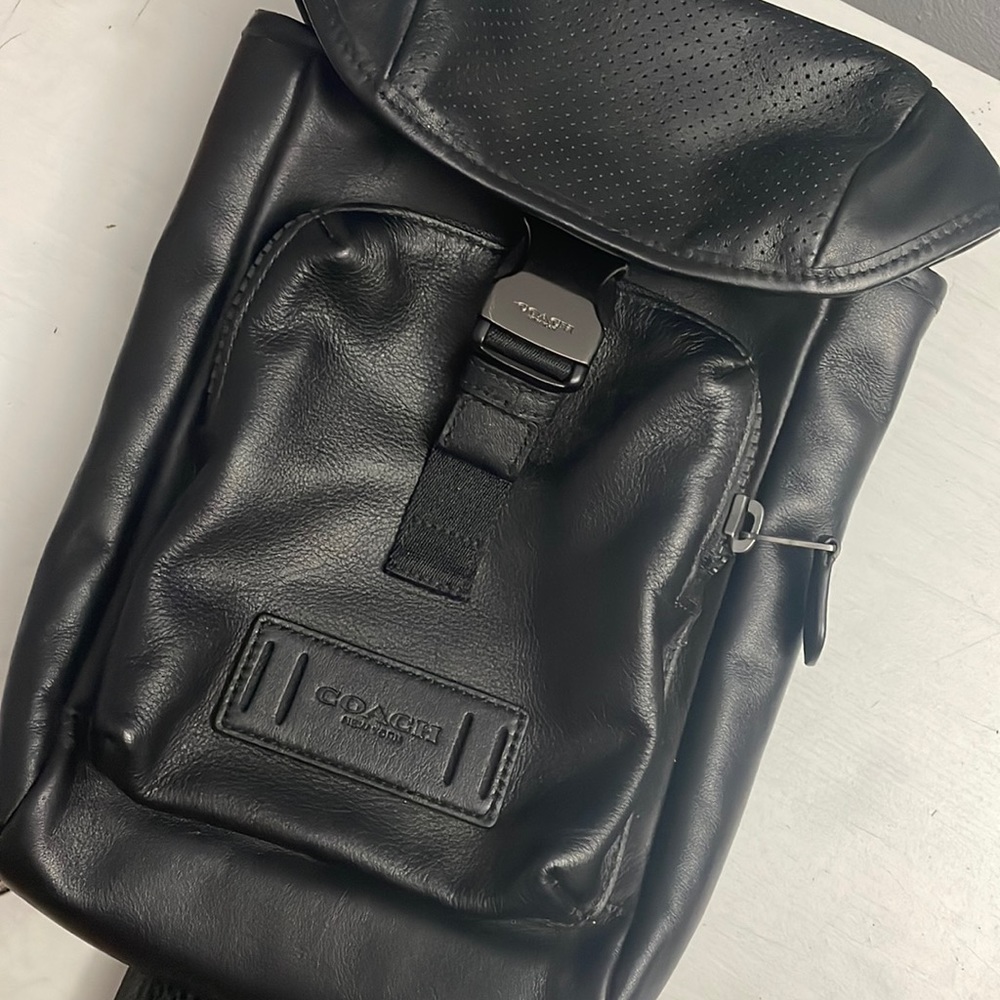 Mens/woman’s crossbody leather bag